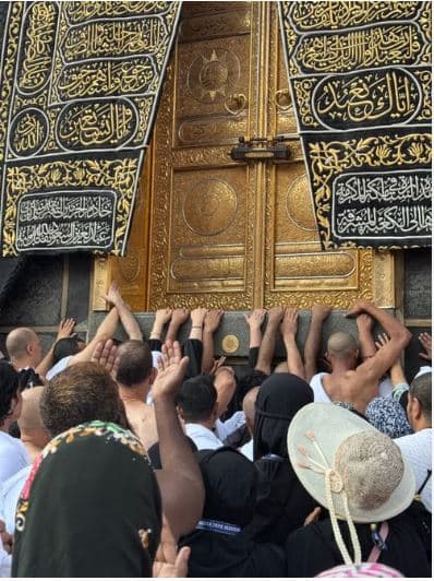 15 Days Premium Umrah Package